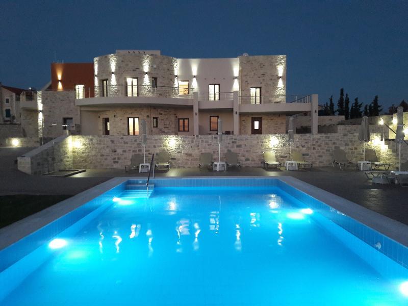 Orelia Cretan Villas & Deluxe Apartments 카밀라리 외부 사진