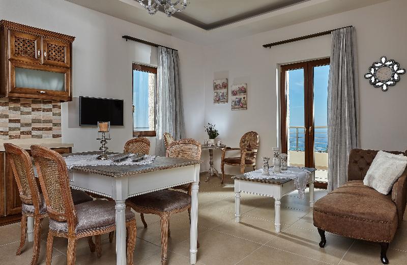 Orelia Cretan Villas & Deluxe Apartments 카밀라리 외부 사진