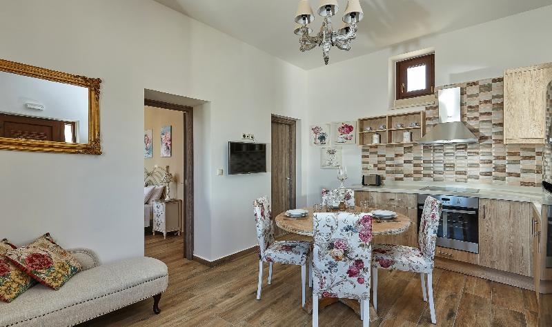 Orelia Cretan Villas & Deluxe Apartments 카밀라리 외부 사진